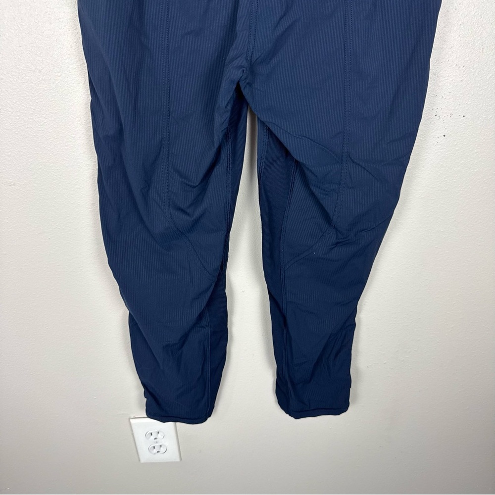 Lululemon Pants Womens 4 Dance Studio Mid Rise Crop 25" W6AVQS Navy Blue Inkwell - Picture 7 of 9